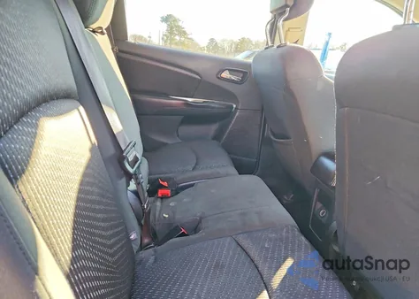 2018 Dodge Journey Sxt z USA, uszkodzony, nr VIN 3C4PDCBB0JT157907